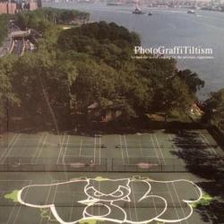 PhotoGraffiTiltism